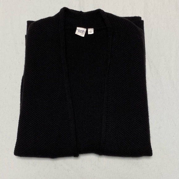 Gap cardigan EUC - Picture 3 of 7